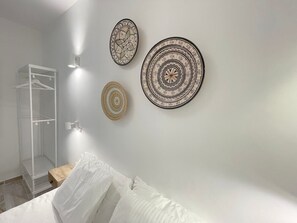 1 soverom, strykejern/-brett, wi-fi (inkludert) og sengetøy