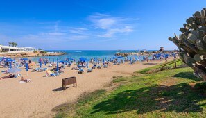 Beach - Crystal Lagoon Villa #18 (Paralimni)