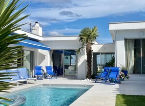 Outdoor pool - Relaxing villa with pool and peaceful views on the bay and its tides (Lege Cap Ferret)