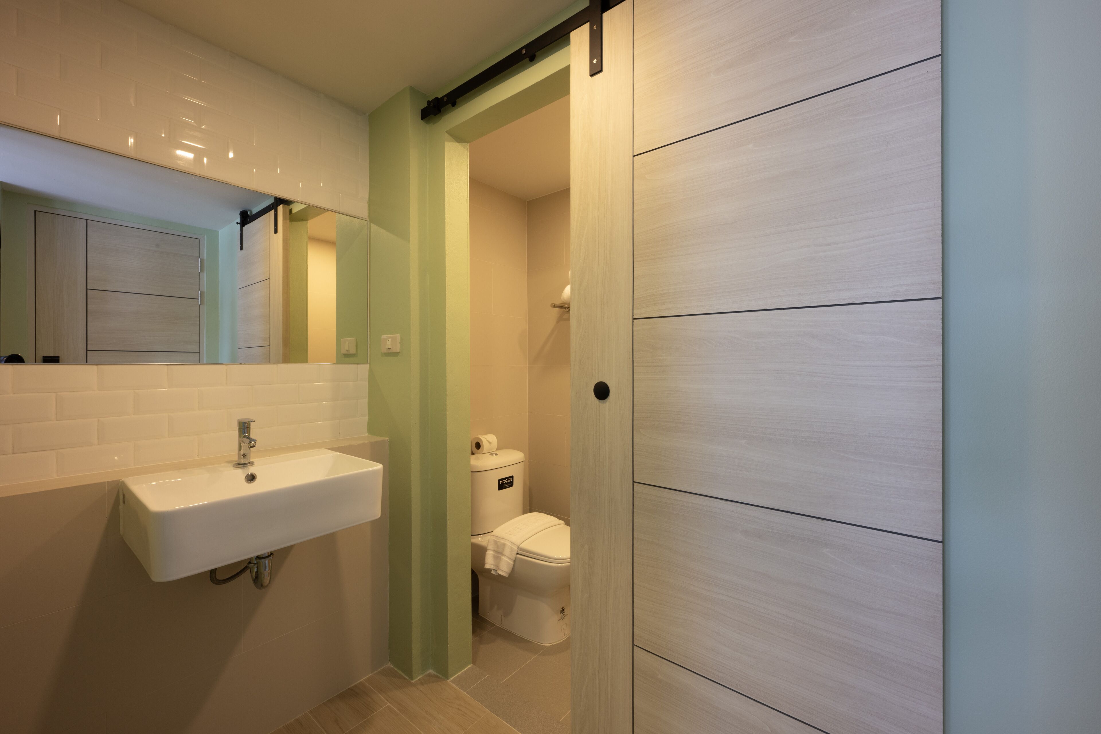 Photo - Chamemon Bed Phuket Town