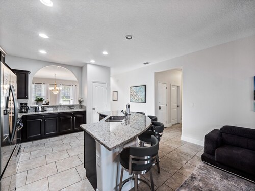 PROMO Lavish 5 BR Villa, Movie Room, Resort - by Blue Sky Villas