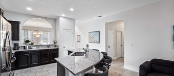 PROMO Lavish 5 BR Villa, Movie Room, Resort - by Blue Sky Villas