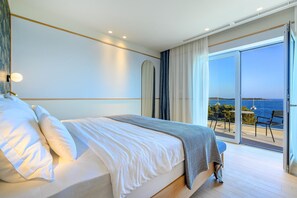 5 dormitoris, caixa forta a l'habitació i planxa i posts de planxar 