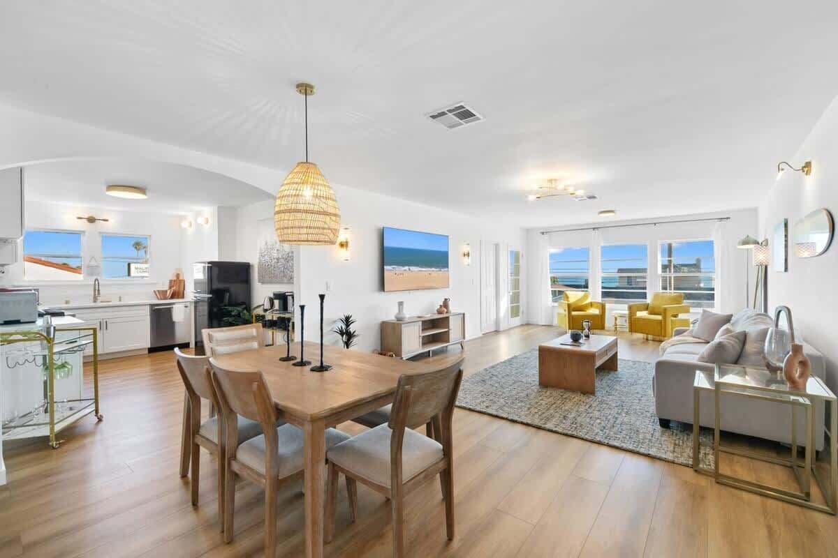 Televisión, reproductor de DVD, oficina, impresora