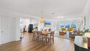 Fernseher, DVD-Player, Arbeitsbereiche, Drucker