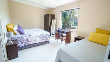 3 bedrooms, iron/ironing board, travel cot, free WiFi