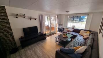 Smart-tv och eldstad