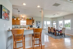 Hus (3 Bedrooms) | Restauranger