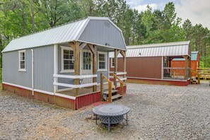 Apartment (0 Bedroom) | Interior - Cozy Higden Studio: Close to Greers Ferry Lake! (Higden)