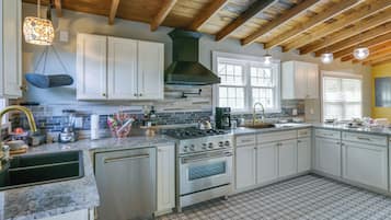 Cottage (2 Bedrooms) | Interior