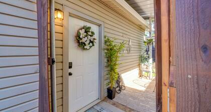 Walk to Lewisville Lake: Pet-friendly Texas Abode!