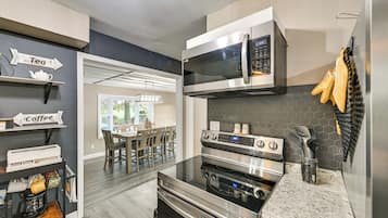 Nhà (3 Bedrooms) | Nội thất