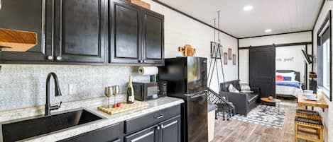 House (1 Bedroom) | Interior