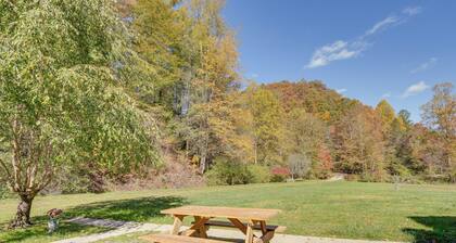 Haysi Nature Getaway w/ Fire Pit & On-site Creek!
