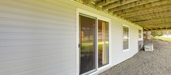 Maine Retreat w/ Ocean Views, Walk to Downtown!