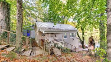 House (1 Bedroom) | Interior