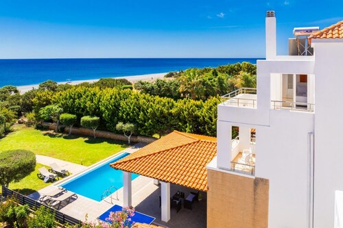 Villa Mediterranean Blue