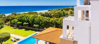Villa Mediterranean Blue
