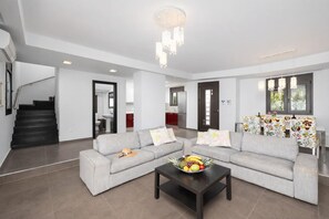 Televisio, takka, DVD-soitin