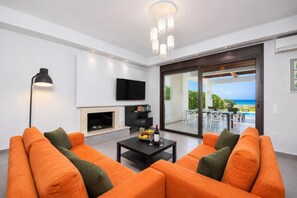 TV, fireplace, DVD player, ping pong