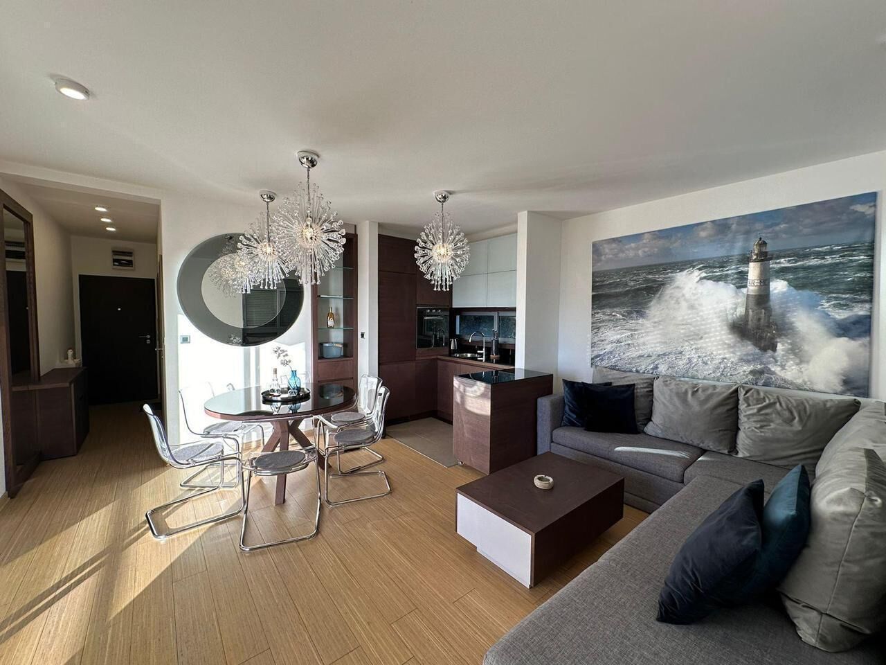 Superior Apartment, Sea View | Living area | 32-inch LCD TV with cable channels