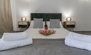 2 soverom, strykejern/-brett, reiseseng for barn og wi-fi (inkludert)