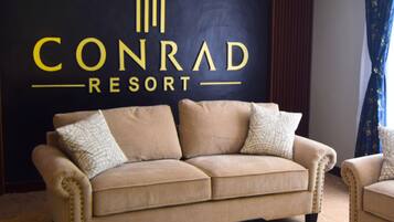 Sala de estar en el lobby