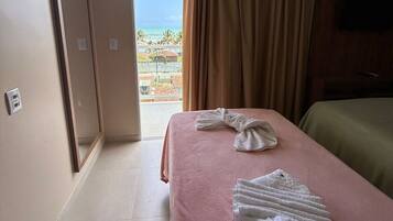 Apartamento luxo, para não fumantes, vista para o oceano | 1 quarto, Wi-Fi de cortesia, roupa de cama