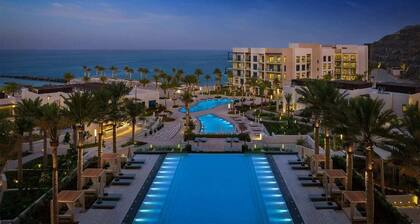 Dream Inn - Family Beach Getaway in Fujairah