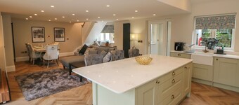 Netherdale House