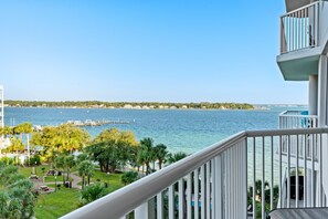 Property grounds - Destin West Osprey 605 ~ Breathtaking Bay Views ~ Lazy River (Fort Walton Beach)
