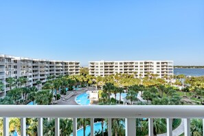 Property grounds - Destin West Osprey 605 ~ Breathtaking Bay Views ~ Lazy River (Fort Walton Beach)