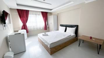 Standard Studio Suite | Free WiFi