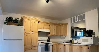 Cosy House - Mandeville Center - 6 guests 3 Beds