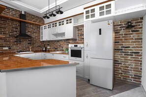 Comfort Apartment | 2 bedrooms, iron/ironing board, free WiFi - Stay in on Mashtots 16a-5 (Yerevan)