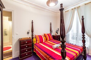 1 bedroom, desk, iron/ironing board, Internet