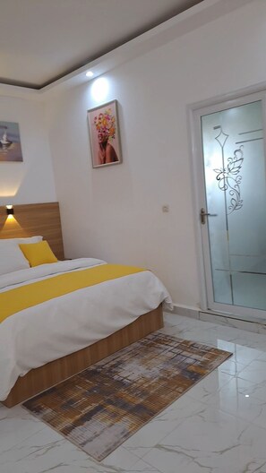 3 dormitorios, tabla de planchar con plancha, wifi y ropa de cama