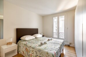 1 chambre, fer et planche Ă repasser, accĂšs Ă Internet, literie fournie