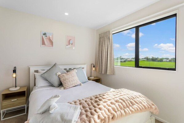 2 chambres, bureau, fer et planche à repasser, Wi-Fi gratuit