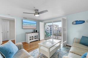 スマートテレビ、DVD プレーヤー