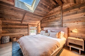 5 habitaciones, tabla de planchar con plancha y wifi gratis 