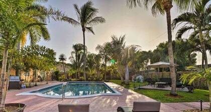 8 Bedroom Mini Resort with Pool!