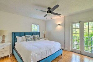 Desk, iron/ironing board, travel crib, WiFi