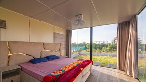 Villa | 4 bedrooms - Bliss Farm Stay- Tulip (Shamirpet)