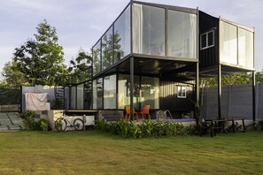 Front of property - Bliss Farm Stay- Tulip (Shamirpet)