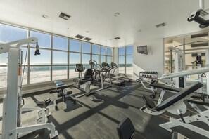 Fitness facility - Newly Updated Beachfront! XL Balcony Stunning Views, 2/2 Kings, Steps to Beach! (Gulf Shores)