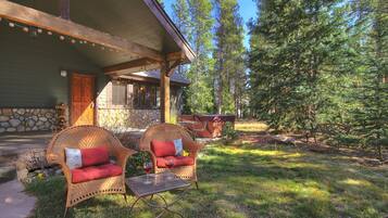 Premier House | Terrace/patio