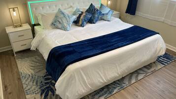 2 bedrooms, iron/ironing board, free WiFi, bed sheets
