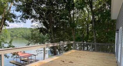 River Views/ # 1/ Fishing/Deck/BBQ Grill/50mbp