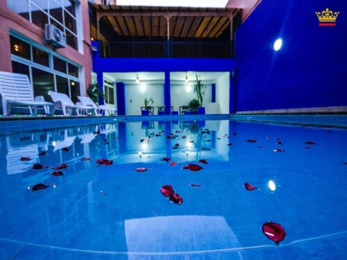 Apart Hotel Larbi